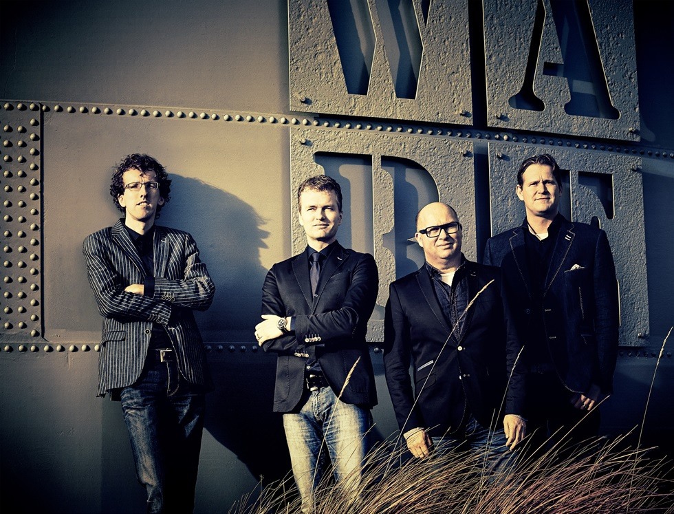 Directie van Snakeware bij de Gashouder in Sneek